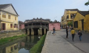 Hoi An Ancient Town Day Tour from Tien Sa Port