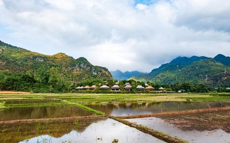 Mai Chau day Tour Hanoi